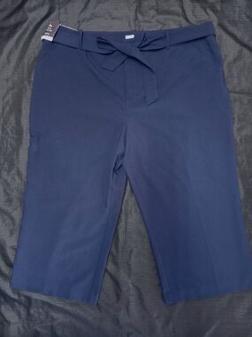 Ava & Viv Women’s Navy Tie-Waist Bermuda Pants